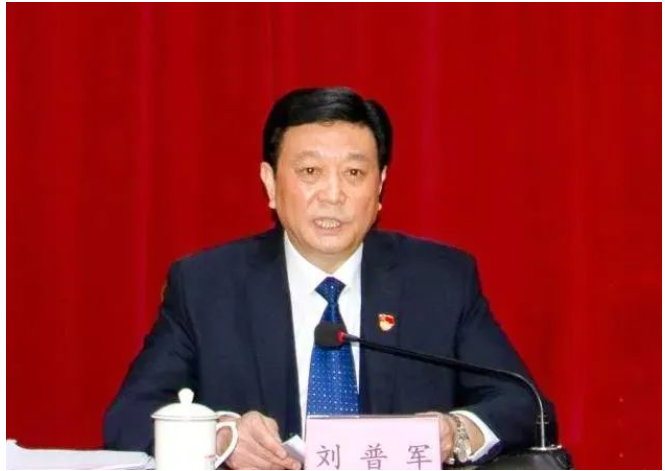 2023年1月劉普軍年滿60周歲，已經(jīng)正式退休，參加選舉并成為中國涂料工業(yè)協(xié)會第九屆理事會理事長，即中國涂料工業(yè)協(xié)會會長。